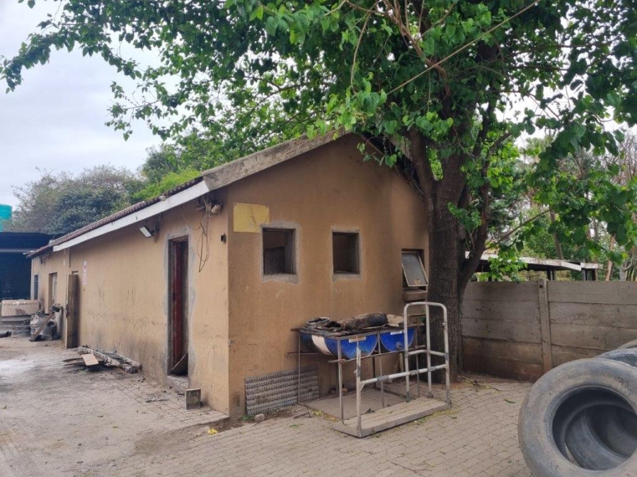 Commercial Property for Sale in Boschfontein A H North West